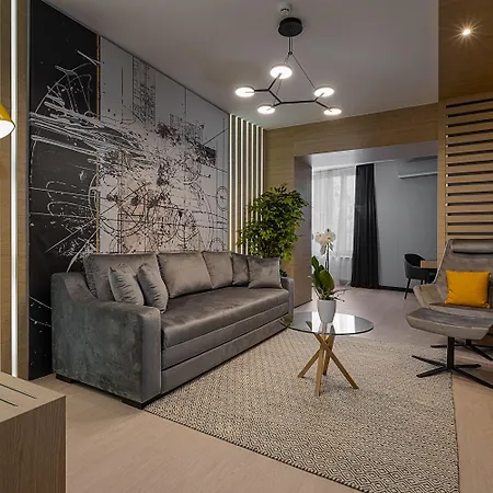 בית הארחה Maccani Black Luxury 4*