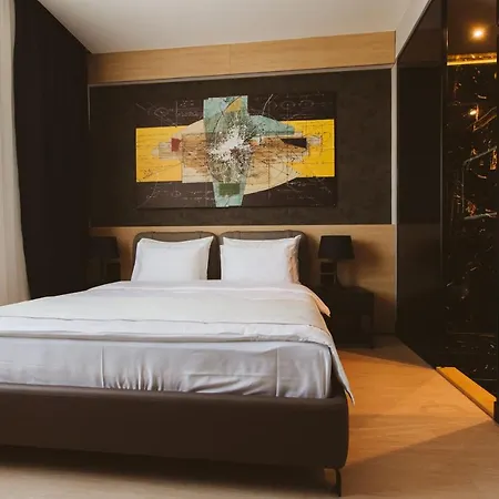 Maccani Black Luxury 4* Белград