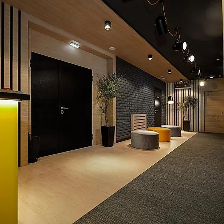 Gasthof Maccani Black Luxury